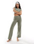 Фото #1 товара ASOS 4505 Studio soft touch wide leg dance pant in olive green