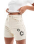 Фото #1 товара Pieces cotton beach shorts with mono solar print embroidery in cream