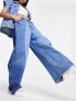 Фото #2 товара Wrangler cowboy fit jeans in mid blue