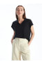 Фото #2 товара LCWAIKIKI Classic Polo Yaka Düz Kısa Kollu Kadın Tişört