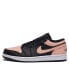 Фото #3 товара Jordan Air Jordan 1 low "crimson tint" 黑粉脚趾 耐磨防滑 低帮 复古篮球鞋 男款 黑粉脚趾 / Кроссовки Nike Air Jordan 1 Low Crimson Tint (Черный)