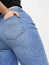 Фото #5 товара ASOS DESIGN Curve slim straight jeans in mid wash blue