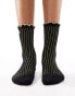 Vans ruffle crew socks in black