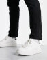 Фото #2 товара Pull&Bear chunky trainers with back tab in white