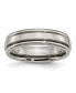 Фото #1 товара Titanium Polished Grooved Edge Wedding Band Ring