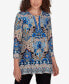 ფოტო #1 პროდუქტის Petite Split Scoop Neck Medallion Border Puff Print Knit Sharkbite Top