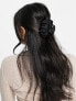 Фото #1 товара Revolution Hair Ruched Satin Claw Clip Black