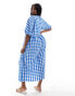 ASOS DESIGN Curve asymmetric midi tee dress in blue gingham Blaues Karomuster, 46 - фото #3