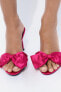 High-heel sandals with bow