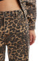 Фото #4 товара Lioness low rise tapered jeans co-ord in leopard