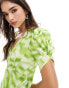 Фото #2 товара YAS v-neck midi dress in green tie dye - MGREEN