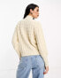 Фото #4 товара Vero Moda – Pullover in Creme mit Ballonärmeln und plastischem Strickmuster