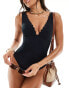 Фото #1 товара Accessorize scallop edge v swimsuit in black