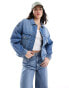 Фото #1 товара Bershka oversized denim jacket in mid wash blue