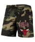 Фото #3 товара Men's Camo Chicago Bulls Team Shorts