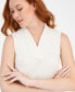 ფოტო #4 პროდუქტის Women's Sleeveless Pleated V-Neck Shell Top