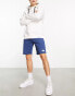 Фото #3 товара The North Face Standard lightweight fleece shorts in navy