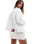 Tommy Jeans co-ord denim mom jacket in white wash Weiß verwaschen, XXS - EU 32 - фото #2