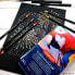 Фото #5 товара Цветные карандаши Derwent Metallic Box Chromaflow 24 шт.
