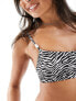 New Look scoop crop bra in zebra print