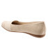 Фото #5 товара Trotters Samantha T1812-134 Womens Beige Extra Wide Ballet Flats Shoes 8