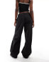 Levi's parachute pant in black