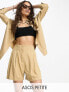 Фото #1 товара ASOS DESIGN Petite seamed waist short with linen in neutral