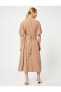 Фото #31 товара Платье женское Koton Oversize Midi с поясом и V-образным вырезом