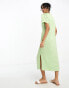 Фото #2 товара River Island satin midi dress with knot detail in green