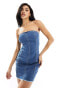 Фото #4 товара In The Style denim bandeau mini dress in blue