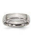 Фото #1 товара Titanium Polished Ridged Edge Wedding Band Ring