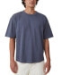 Фото #1 товара Men's Box Fit Scooped Hem T-Shirt