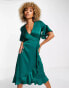 Фото #4 товара AX Paris ruffle wrap midi dress in emerald green