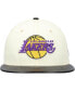 Фото #4 товара Men's White/Black Los Angeles Lakers Faux Leather - Polyurethane Visor Two-Tone 59FIFTY Fitted Hat