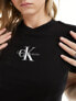 Calvin Klein Jeans monologo baby t-shirt in black XL - фото #3