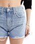 Фото #10 товара Tommy Jeans denim shorts in light wash