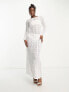 Фото #1 товара Pieces Bridal lace maxi dress in white