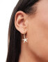 Фото #1 товара DesignB London huggie hoop earrings with large starfish charm in gold