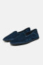 Velvet flat shoes