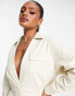 Фото #6 товара Simmi relaxed plunge front blazer shirt dress in cream