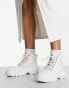 Timberland greyfield fabric boots in white