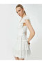 Фото #1 товара Mini Dantelli Elbise Katlı Dökümlü Kısa Tül Kol Kalp Yaka Astarlı 4SAK80021FW Kırık Beyaz