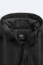 Куртка из высокотехнологичной ткани с капюшоном ZARA