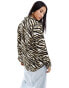 Levi's blouse in zebra print