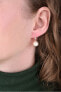 Elegant pearl earrings with Pearl Gray flap 71106.3