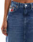 Фото #4 товара Tommy Jeans Claire denim midi skirt in mid wash