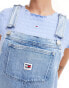 Tommy Jeans denim pinafore dress in light wash Helle Waschung, M - фото #4