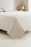 Textured bedspread