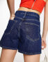 Фото #2 товара & Other Stories Forever raw denim shorts in dark blue