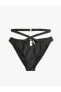 Фото #10 товара Плавки Bikini с деталями перекрещивающихся бретелек